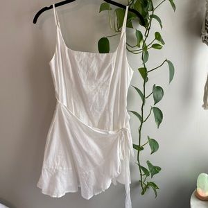 *adorable* white linen mini dress